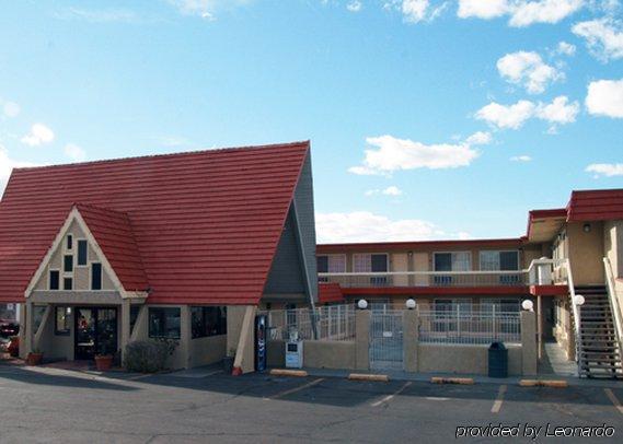 Motel Super 8 By Wyndham Albuquerque Downtown Exterior foto